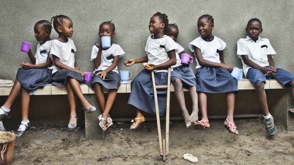 Article : Au Togo, les enseignants itinérants prêchent l’éducation inclusive